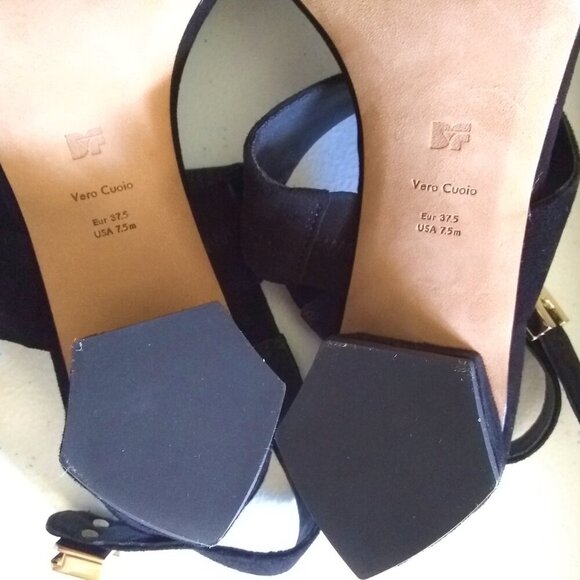 NWB Sz 7.5 ~ Diane von Furstenberg ~ Chic & Upscale Black Strappy Suede Sandals - Picture 12 of 13